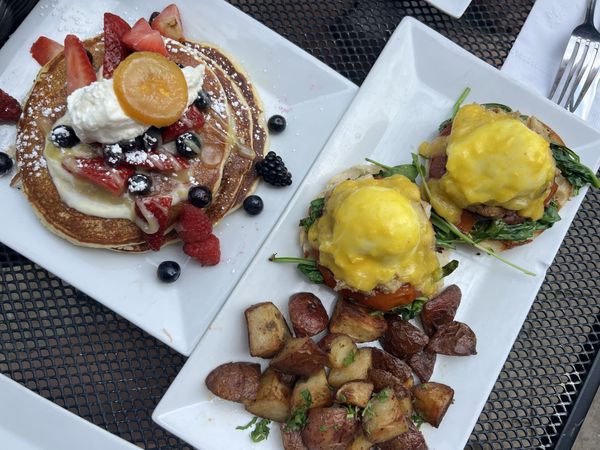 Cafe Luna in Kendall Square, Cambridge, MA