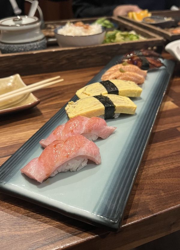 Nigiri at Yuyake Dan Dan