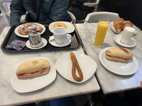 Breakfast at Granier San Bernardo